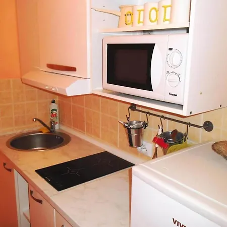 Lägenhet Charming Kestenovi Dvori- 1 Bedroom A4 *